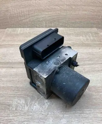 BMW 5 E60 E61 ABS Pump 6768910 0265234136