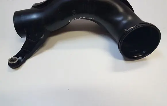 Volvo XC60 Intercooler hose/pipe 31319698