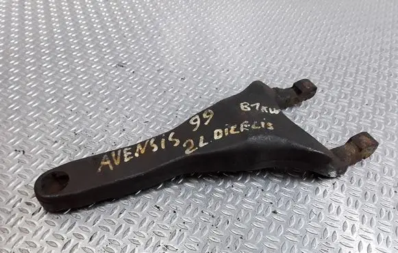 Toyota Avensis T220 Clutch release arm fork 