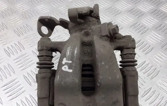 Opel Astra H Rear brake caliper