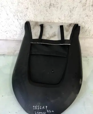 Tesla Model Y Seat trim 1527924-00-A