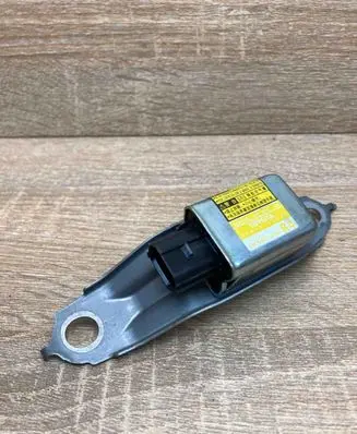 Toyota Prius (XW20) Airbag deployment crash/impact sensor 8983347030 1879000912