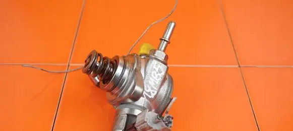 Nissan Qashqai In-tank fuel pump 166301888R HRA2