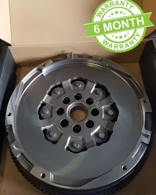 Nissan NV400 Dual mass flywheel 415048510