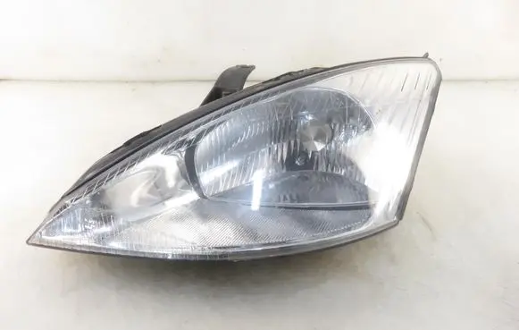 Ford Focus Headlight/headlamp 