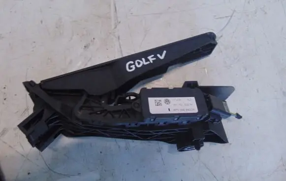 Volkswagen Golf V Accelerator throttle pedal 1K1721503M