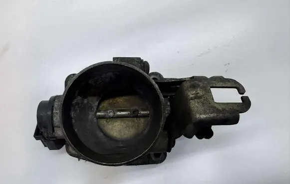 Ford Mondeo MK II Throttle valve 988F98989 3S5U9E926AA