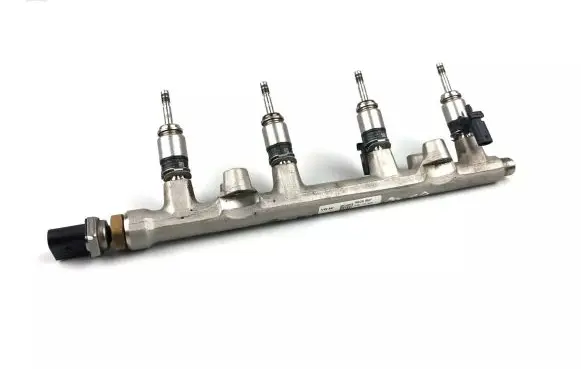 Audi Q3 F3 Fuel main line pipe 05E133320