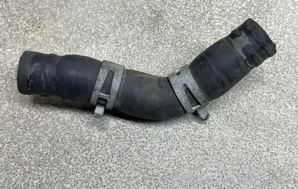 Opel Insignia B Coolant pipe/hose 