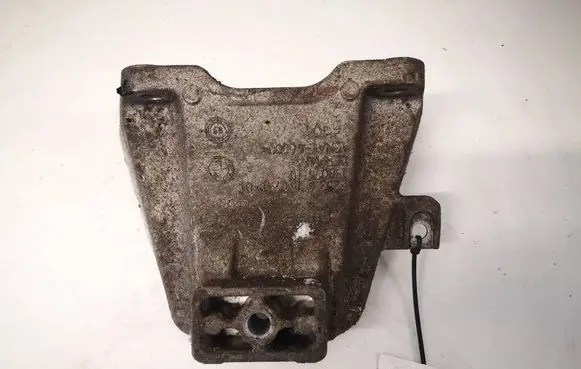 BMW 5 GT F07 Engine mounting bracket 2232678124001 13807410