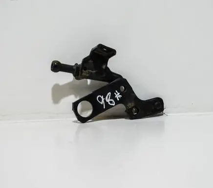 Volkswagen Golf IV Other engine bay part 038103941