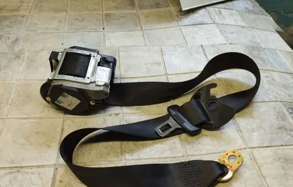 Skoda Superb B5 (3U) Front seatbelt 3B1857706D