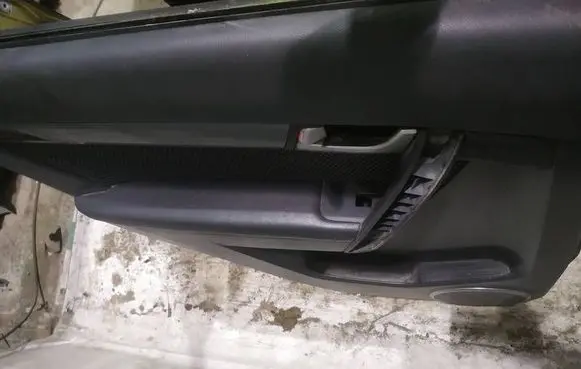Chevrolet Captiva Rear door card panel trim 