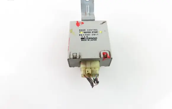 Daihatsu Feroza Door central lock control unit/module 8598087601