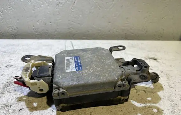Lexus IS 220D-250-350 Power steering control unit/module 8965053010 1129000866 0G110200030