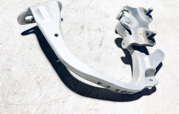 BMW 5 GT F07 Tailgate/trunk/boot hinge 7200507