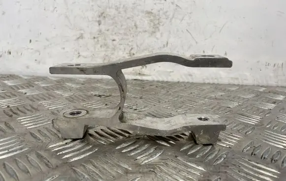 Volvo XC40 Other engine bay part 8888767631 322221C7