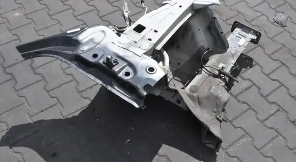 Fiat Panda III Front quarter panel 