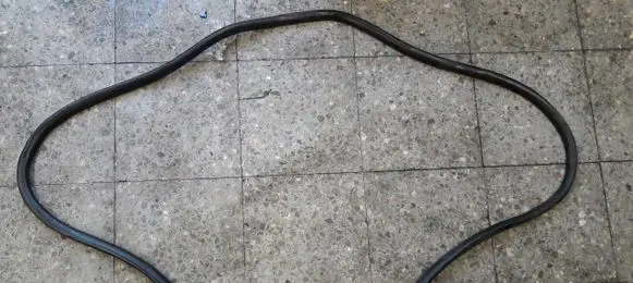 Audi A4 S4 B6 8E 8H Front door rubber seal 