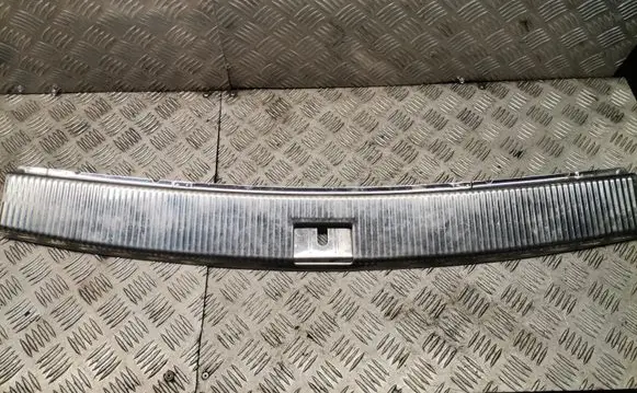 Volkswagen Touareg I Trunk/boot sill cover protection 7l6863459e