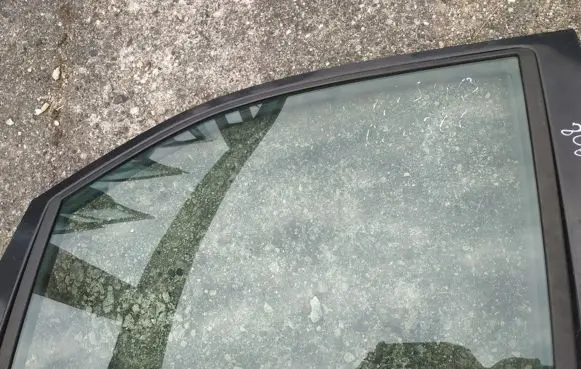 Front door window glass four-door