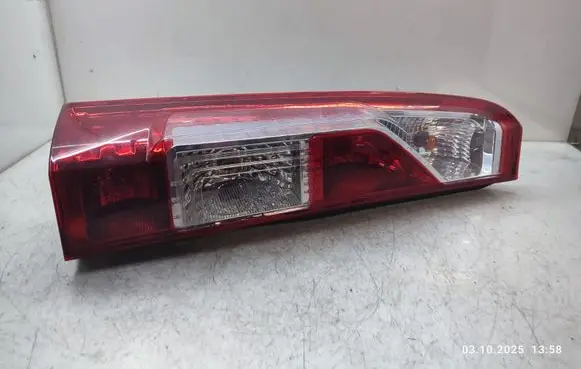 Opel Movano B Rear/tail lights 