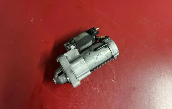 Mini One - Cooper F56 F55 Starter motor 7645979