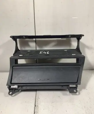 BMW 3 E46 Car ashtray 511682688899