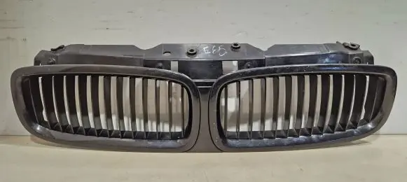 BMW 7 E65 E66 Front bumper upper radiator grill 511370377279