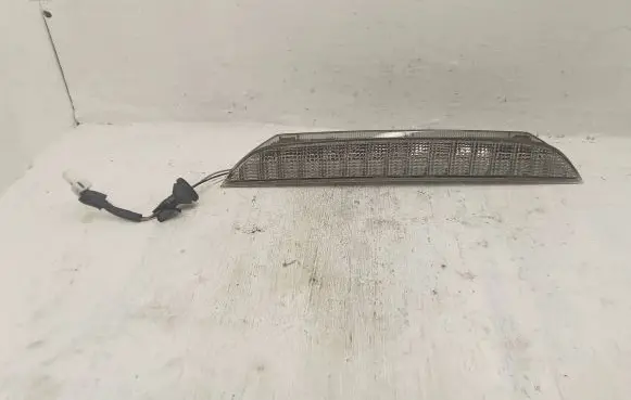 Mitsubishi Outlander Third/center stoplight A048707