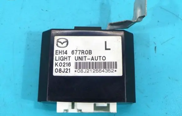 Mazda CX-7 Central body control module EH14677R0B IMPRK1036979