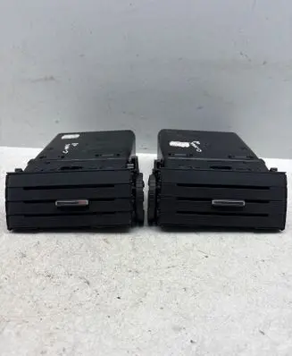 Ford Focus C-MAX Dash center air vent grill 3M51R014L21BE 05258004 04792004