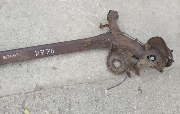 Toyota Auris 150 Rear axle beam 