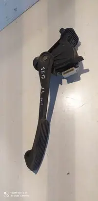 Volvo S60 Accelerator throttle pedal 30683516