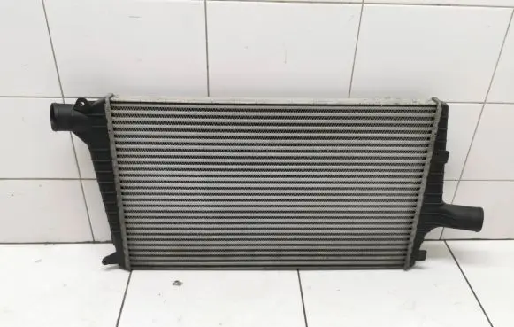 Audi A6 S6 C5 4B Intercooler radiator 4b0145805a
