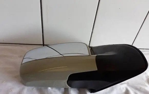 KIA Sorento Front door electric wing mirror E11015754 015754