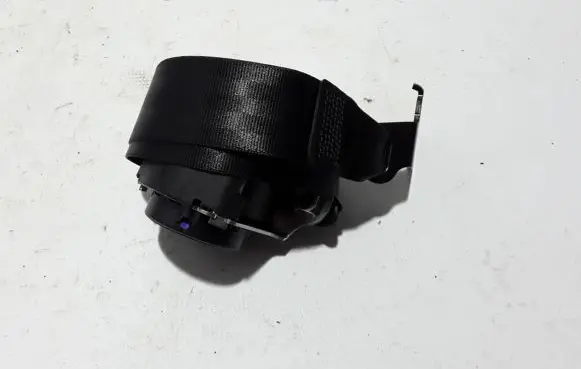 Audi A6 S6 C8 4K Rear seatbelt 643277400A