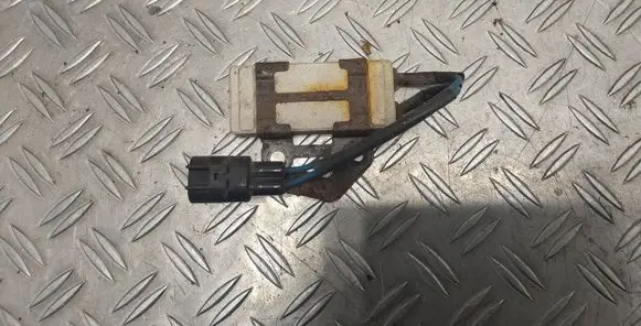 Toyota Corolla Verso AR10 Coolant fan relay 2468103560