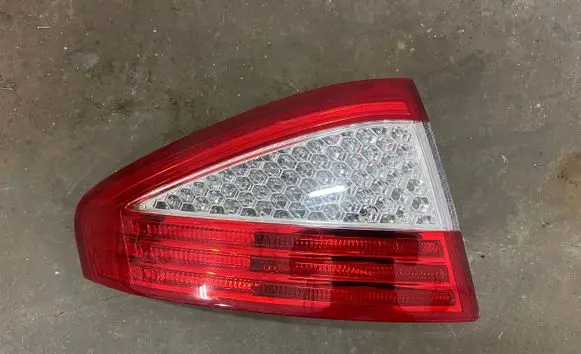 Ford Mondeo MK IV Rear/tail lights 7S7113405A