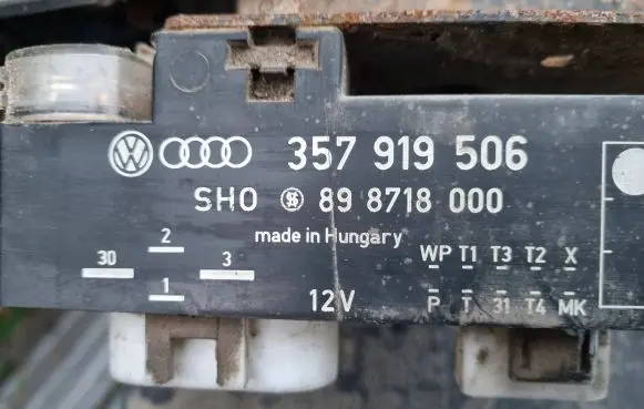 Volkswagen Sharan Coolant fan relay 357919506 898718000