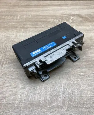 Mercedes-Benz E W124 ABS control unit/module 0055452132 0265101018