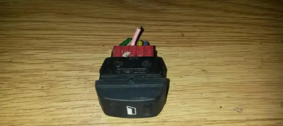 Citroen Xsara Picasso Electric window control switch