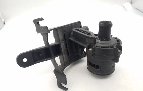 Audi A6 S6 C6 4F Coolant heater control valve 4F2959617A 1147412178