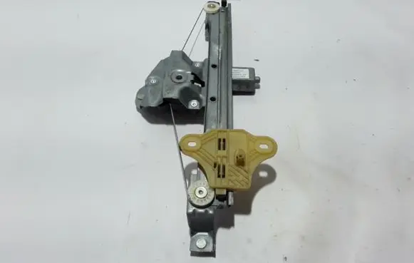 Renault Captur Rear window lifting mechanism without motor 827012973R