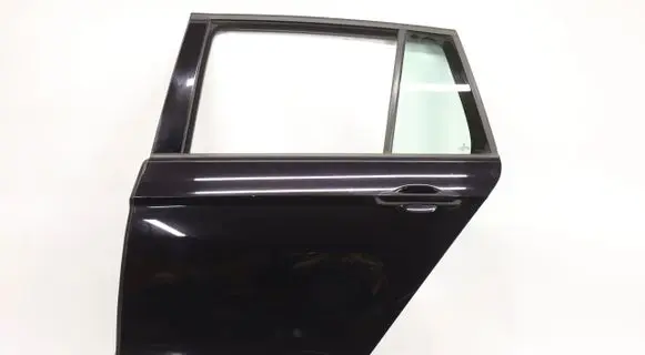 Volkswagen Golf Sportsvan Front door LC9X