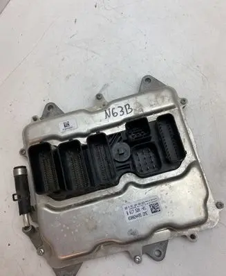 BMW 5 F10 F11 Engine control unit/module 8617520