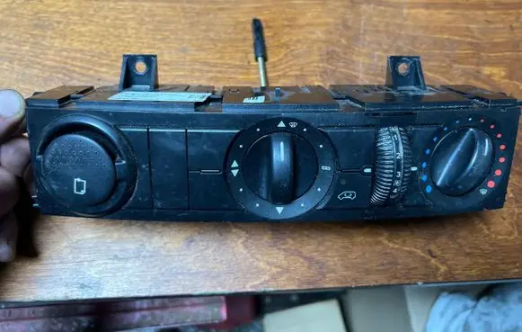 Mercedes-Benz Sprinter W906 Climate control unit A9068300485KZ 5HB009011 C9955002