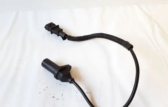Hyundai Sonata Crankshaft position sensor 3930027400