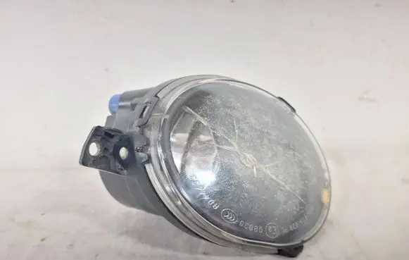 Volvo XC60 Front fog light 89206551 30796680 MMV4A