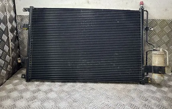 Volvo XC70 A/C cooling radiator (condenser) 